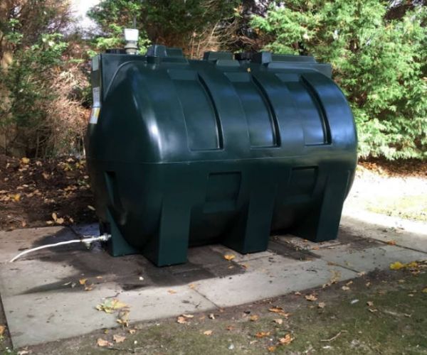 OIL SPILL - Leaking Oil Tank - Nationwide Oil Leaks